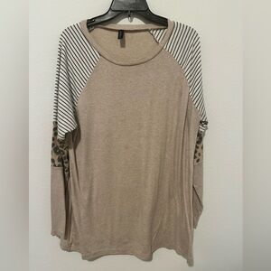 AFIYU long sleeve top